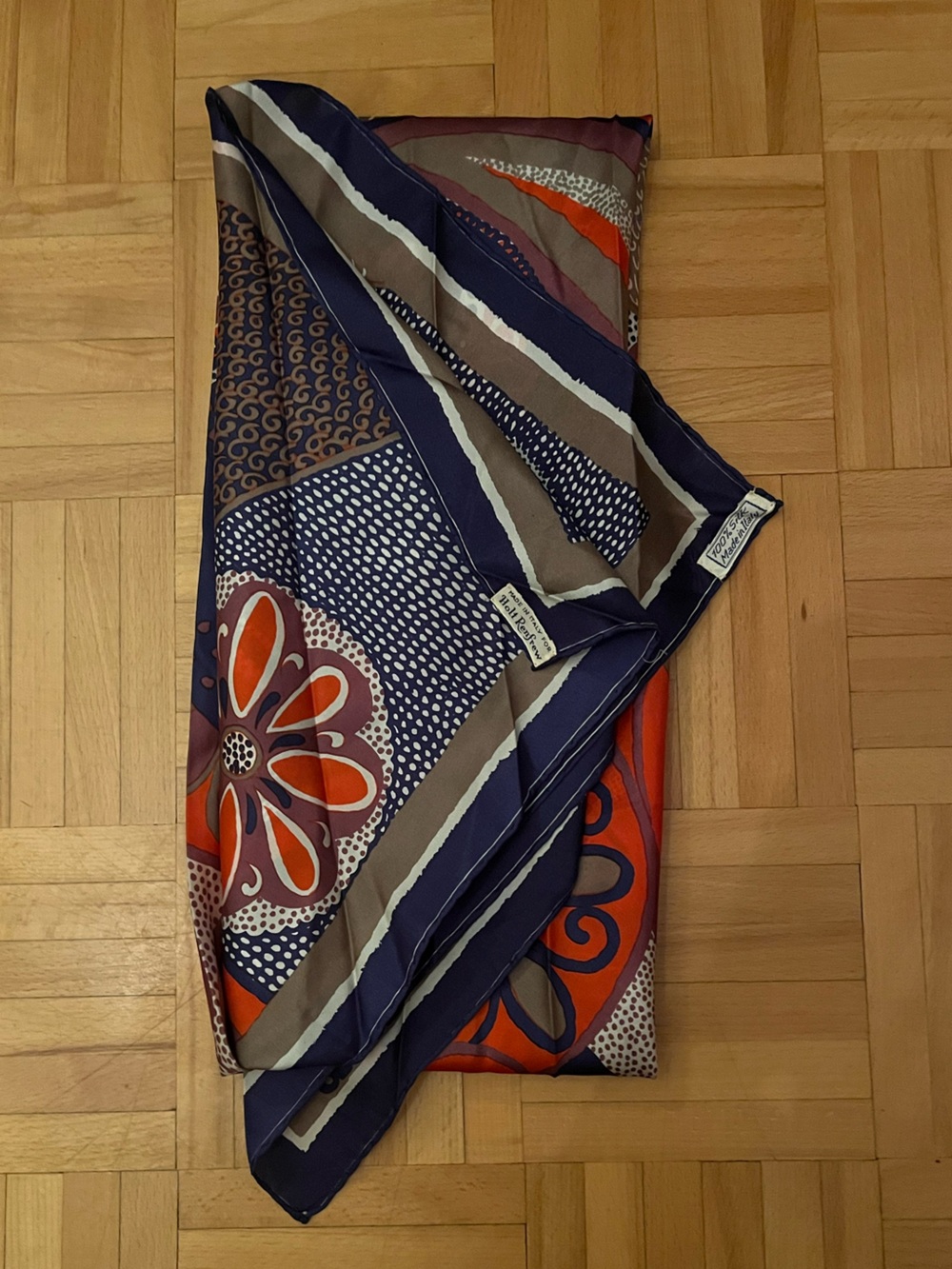 HOLT RENFREW 100% Silk Floral Geometric Scarf